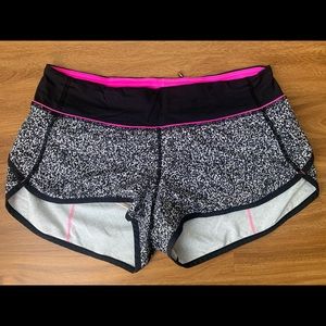 super cute lulu shorts!